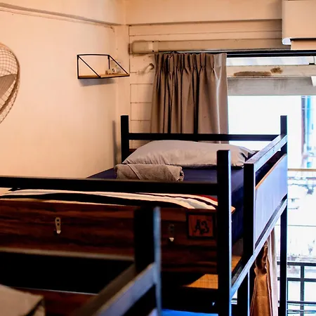 Back Home Backpackers Hostel-3